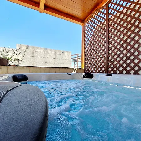 Zebbuga The Penthouse 7 3* Żebbuġ