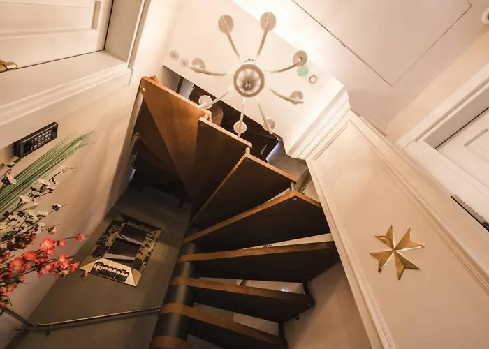 Konukevi Zebbuga The Penthouse 7