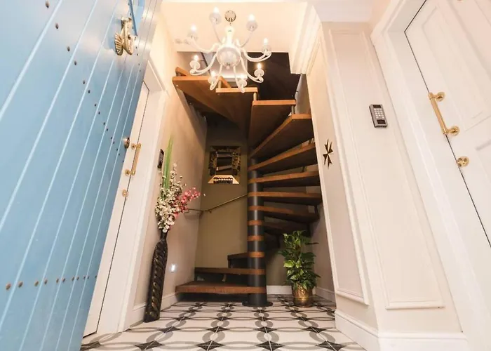 Konukevi Zebbuga The Penthouse 7